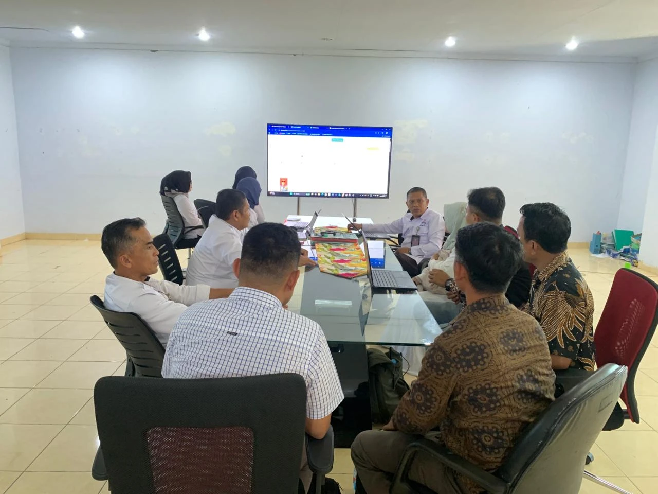 BimTek Persamaan Persepsi Tentang I-DIS PP 94/2021 dan Serta Penanganan E-Kin di Kanreg IV BKN Makassar
